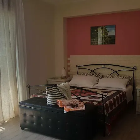 La Porta Dell'alcantara Bed & Breakfast